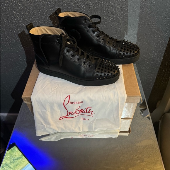 Like new Christian Louboutin Lou Spikes Flat - calf leather - Picture 3 of 8